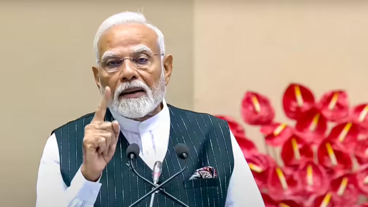 PM Modi’s Two-Day Assam–Bengal Tour: ₹13,000-Crore Infra Blitz to Transform Roads, Airports and Fertiliser Capacity