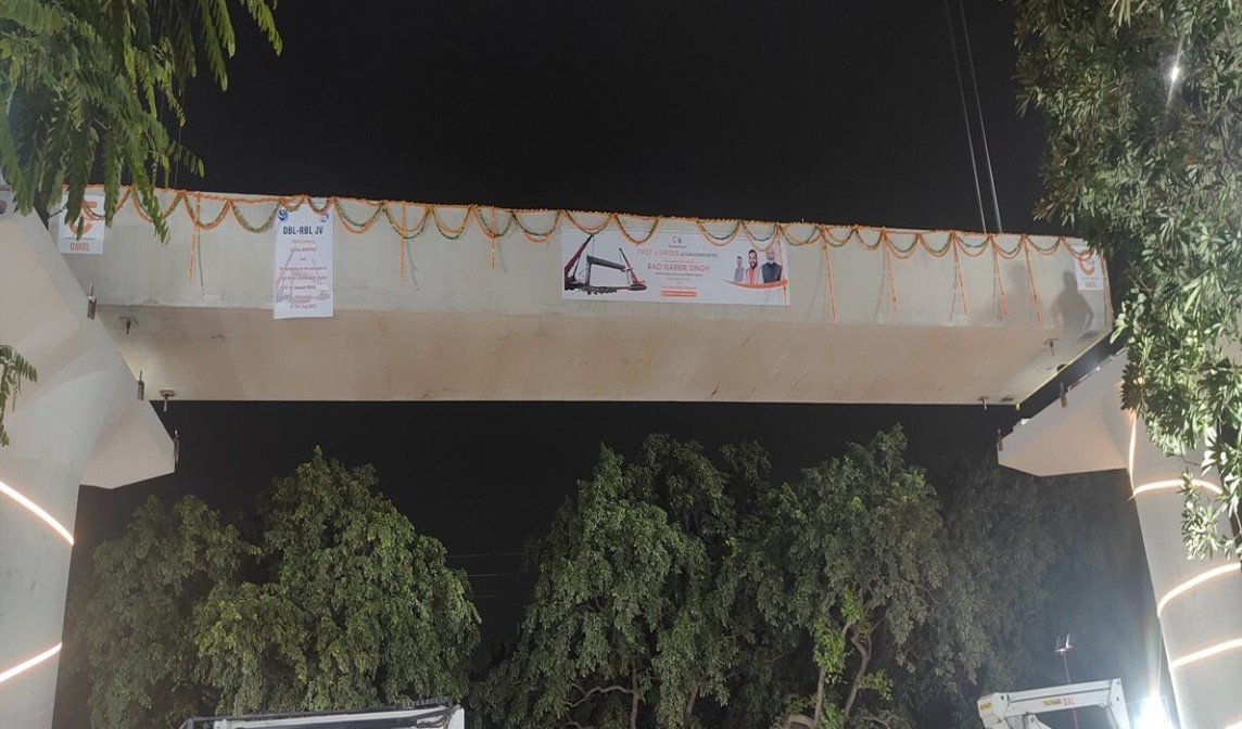 Gurgaon Metro Hits Major Milestone With First U-Girder Installed Near Cyber Park