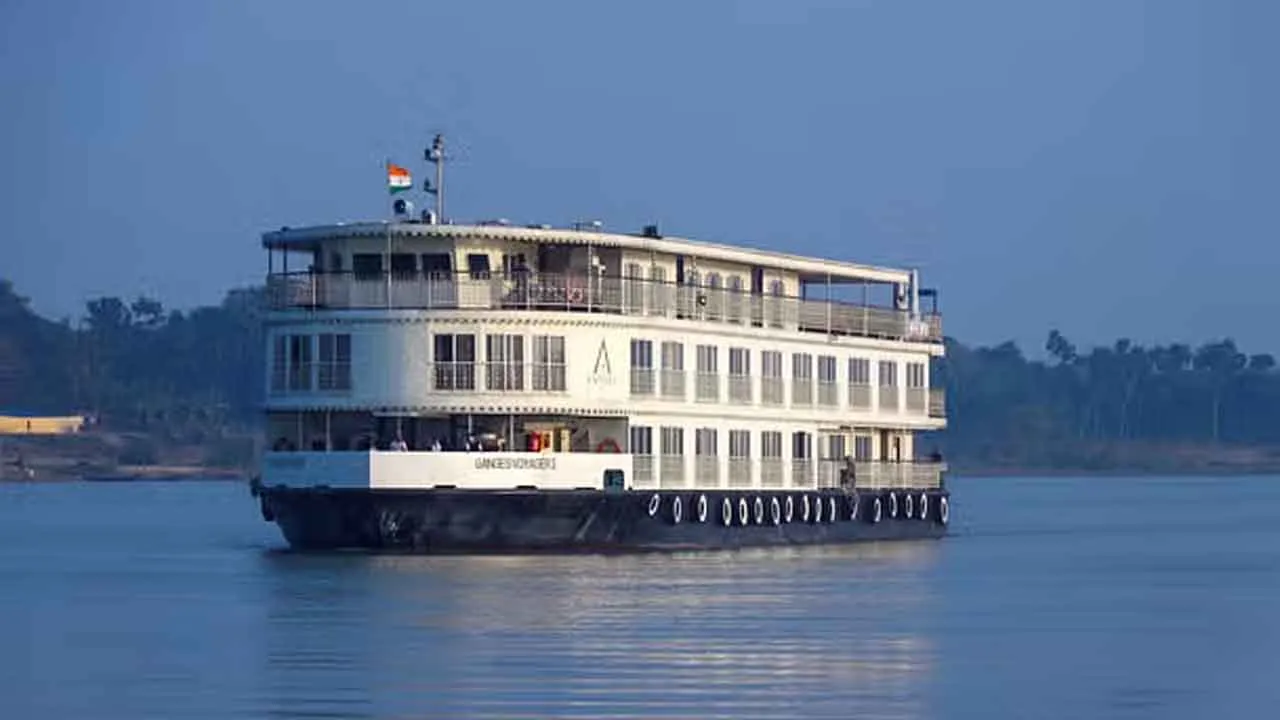 Centre Expands Odisha's Inland Waterways for Cargo & Cruise Tourism